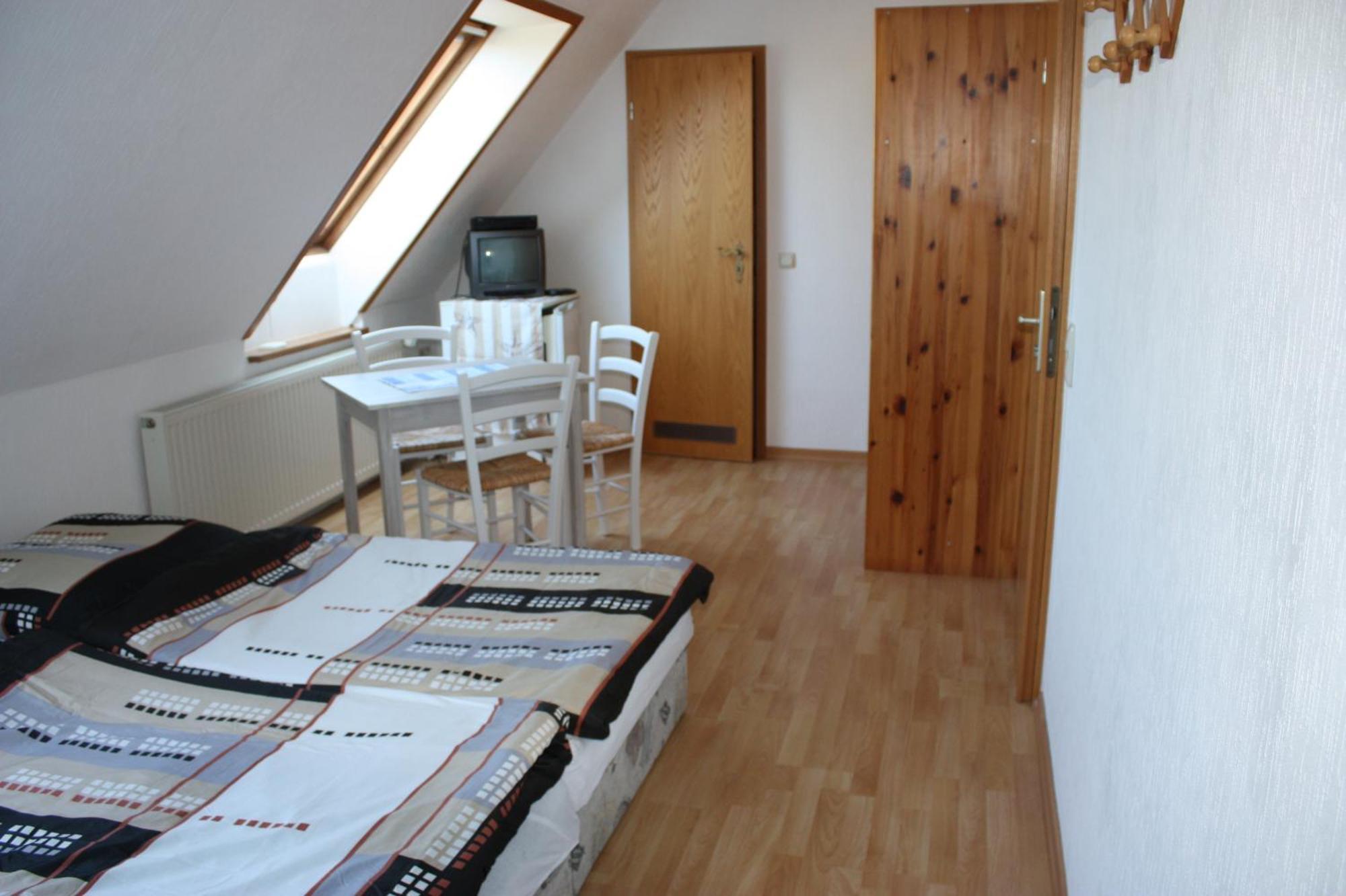 Pension Vorm Darss Hirschburg Bagian luar foto